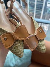 Load image into Gallery viewer, Textured Stitch Slingback Shoes with Bow
