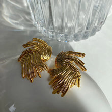 Load image into Gallery viewer, Gold Geometric Twist Earrings
