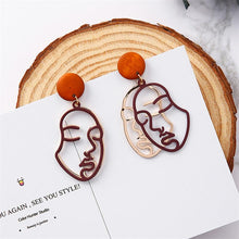 Load image into Gallery viewer, Face Contour Earrings
