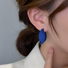 Load image into Gallery viewer, Distorted Geometry Earrings [4 colors]
