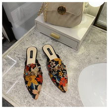 Load image into Gallery viewer, CHIC Fall Flower Mules
